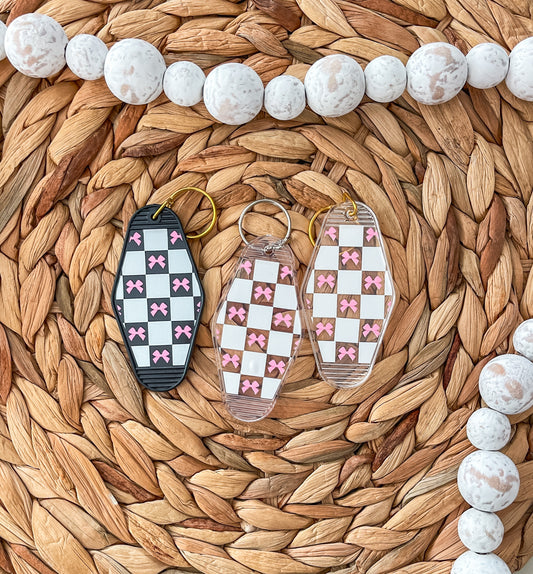 White Checkered with Pink Bows |Motel Keychain