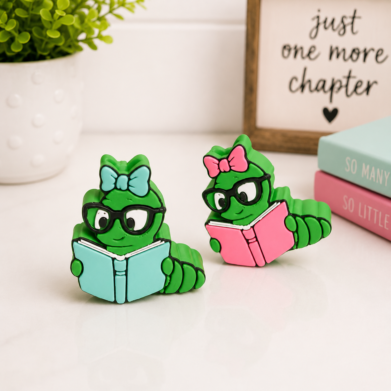 Bookworm Reader | 3D Printed Straw Topper