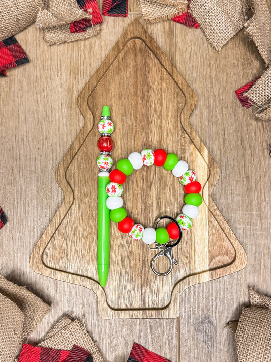 Christmas Daisies| Pen + Wristlet