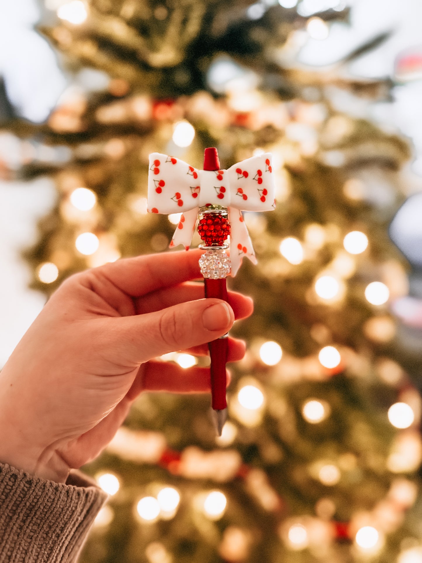 Big, Bold, & Beautiful Bows| Pens