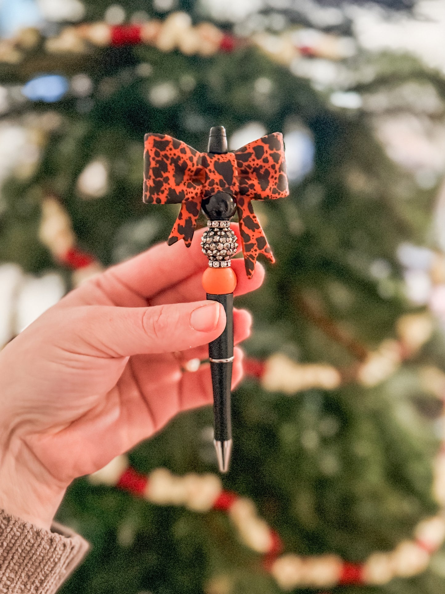 Big, Bold, & Beautiful Bows| Pens