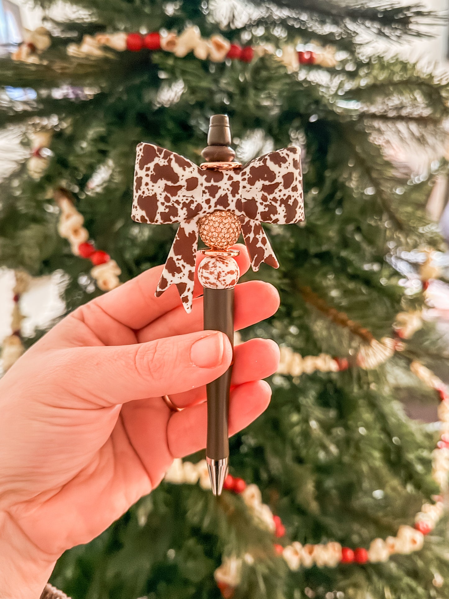 Big, Bold, & Beautiful Bows| Pens