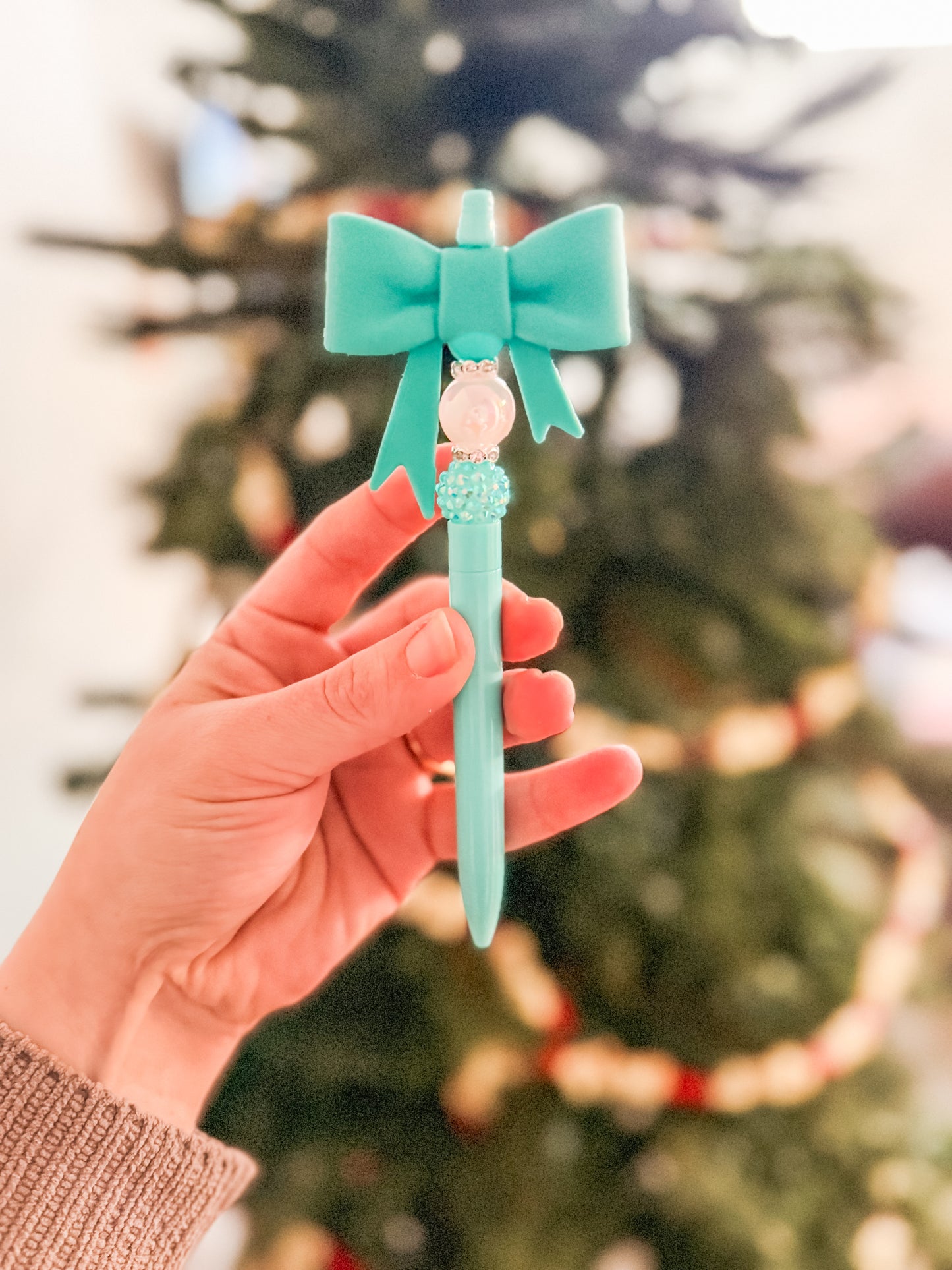 Big, Bold, & Beautiful Bows| Pens