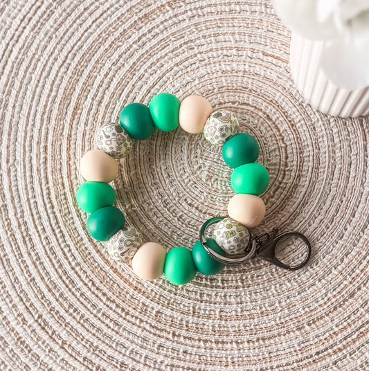 St. Patricks Day Inspired | Handmade Beaded Wristlet | Everyday Essential