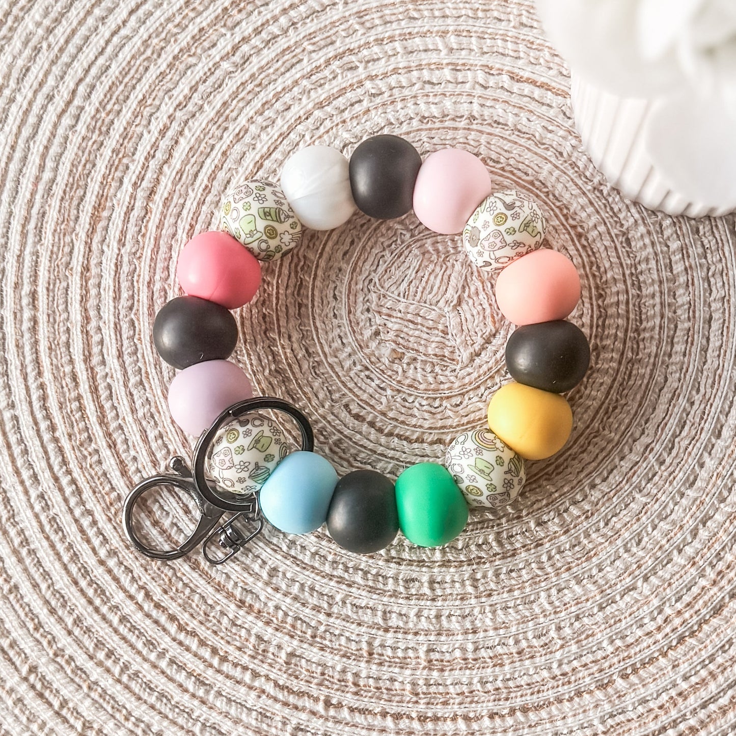 St. Patricks Day Inspired | Handmade Beaded Wristlet | Everyday Essential