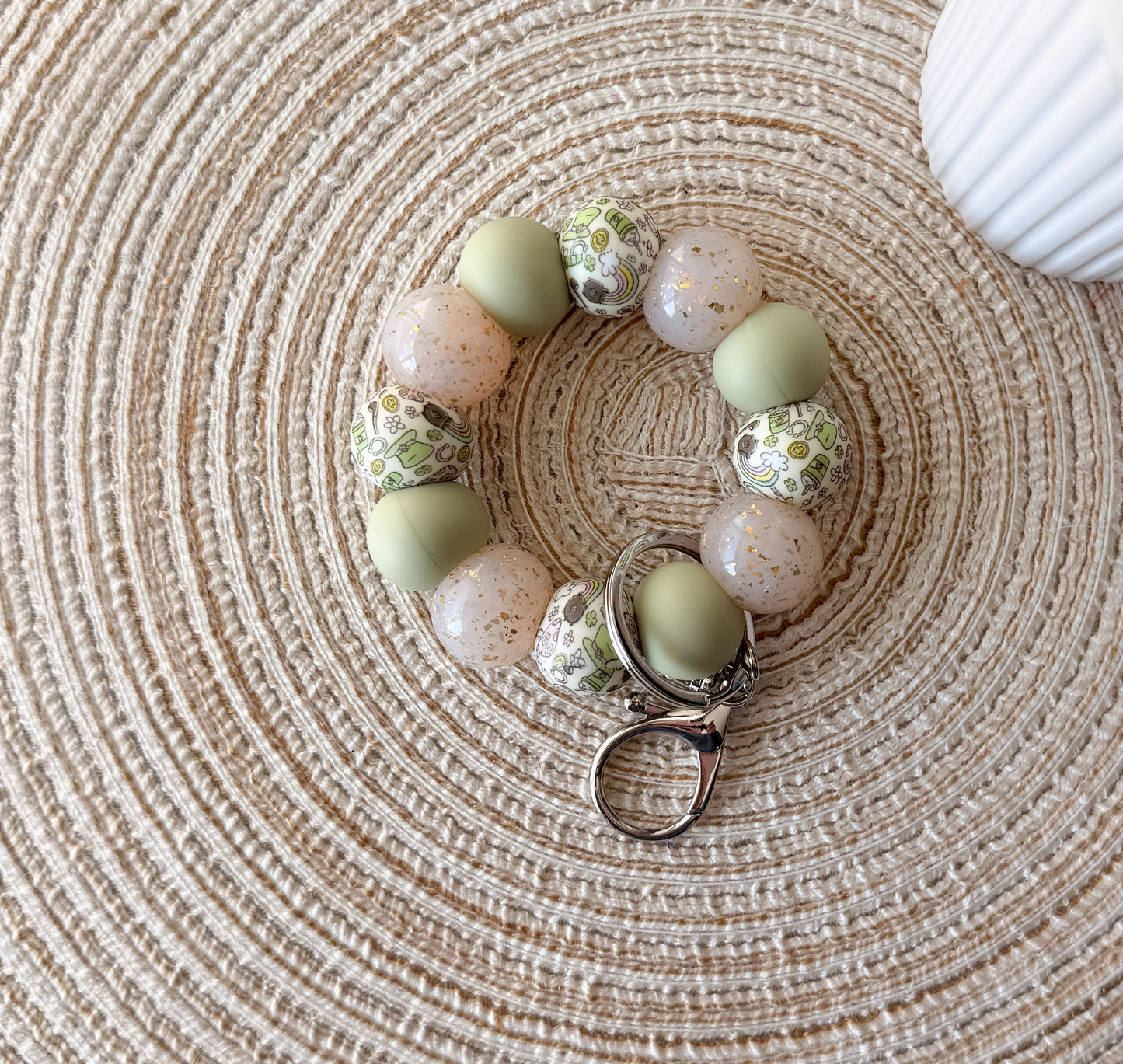 St. Patricks Day Inspired | Handmade Beaded Wristlet | Everyday Essential