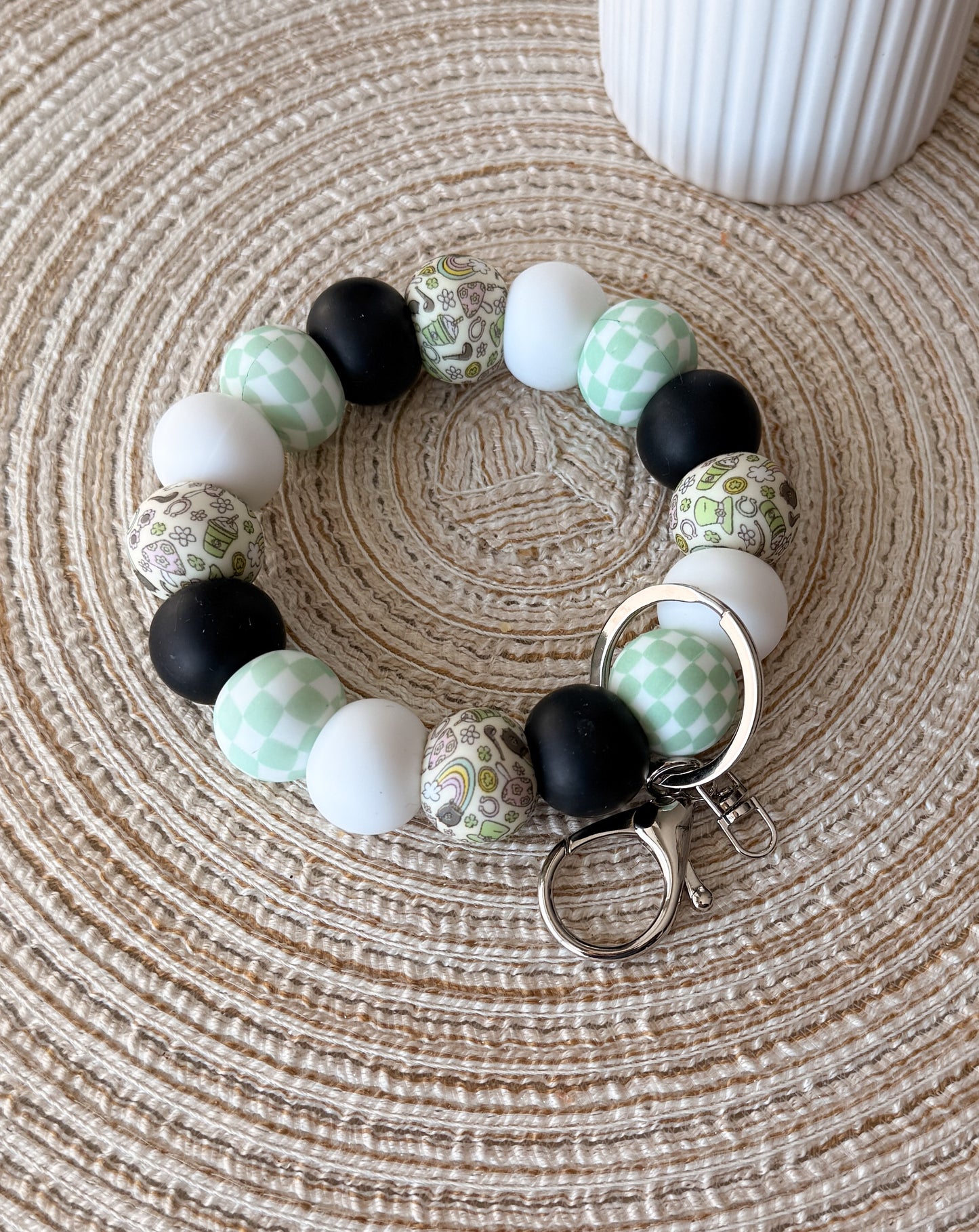 St. Patricks Day Inspired | Handmade Beaded Wristlet | Everyday Essential