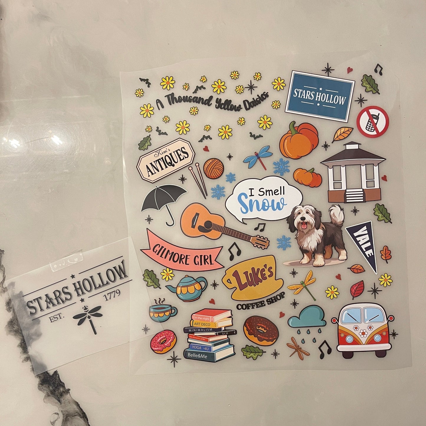 Gilmore Girls-Stars Hollow Tee