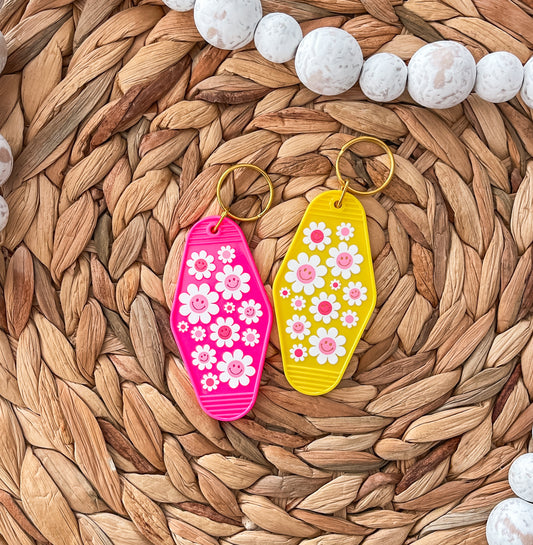 Smiley Flowers |Motel Keychain