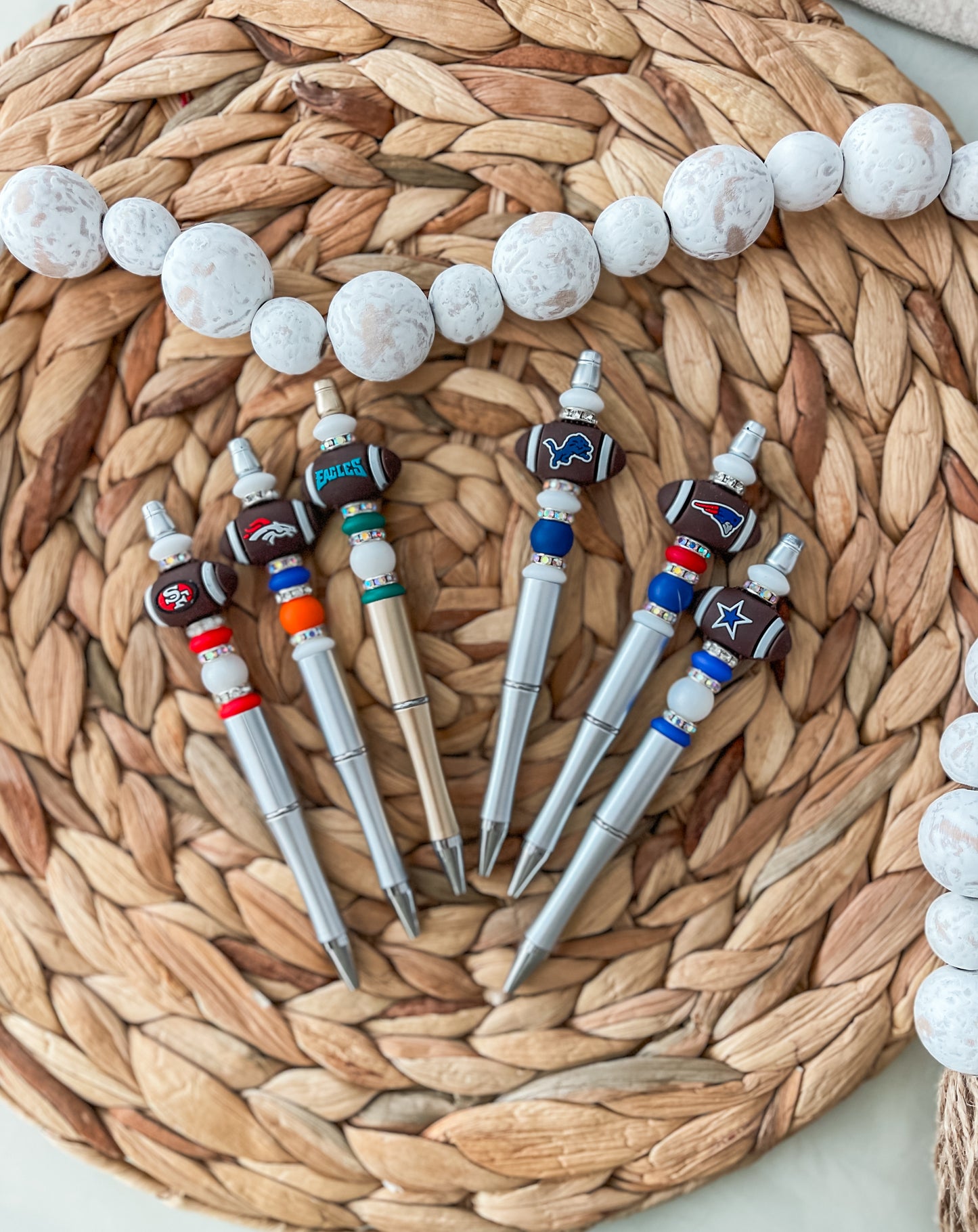 Football Teams| Pen